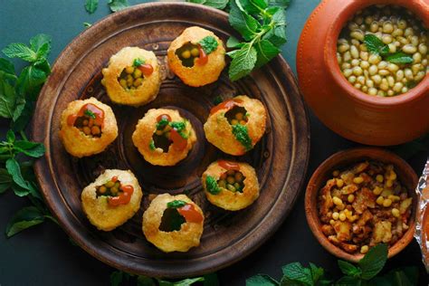 desi panu|Pani Puri 